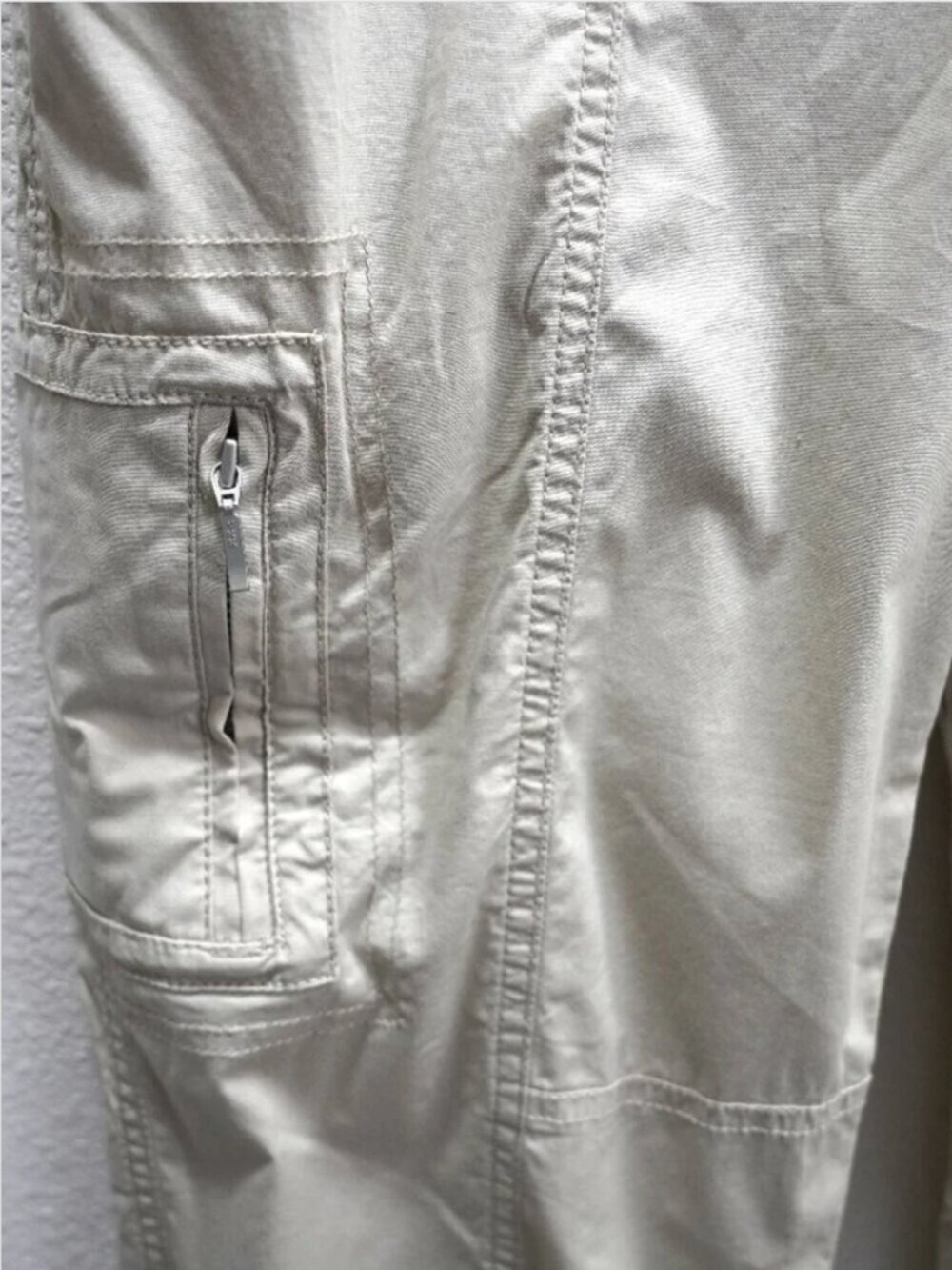 Chico's Tan Crop Utility Pants size 0.5 - Picture 5 of 8